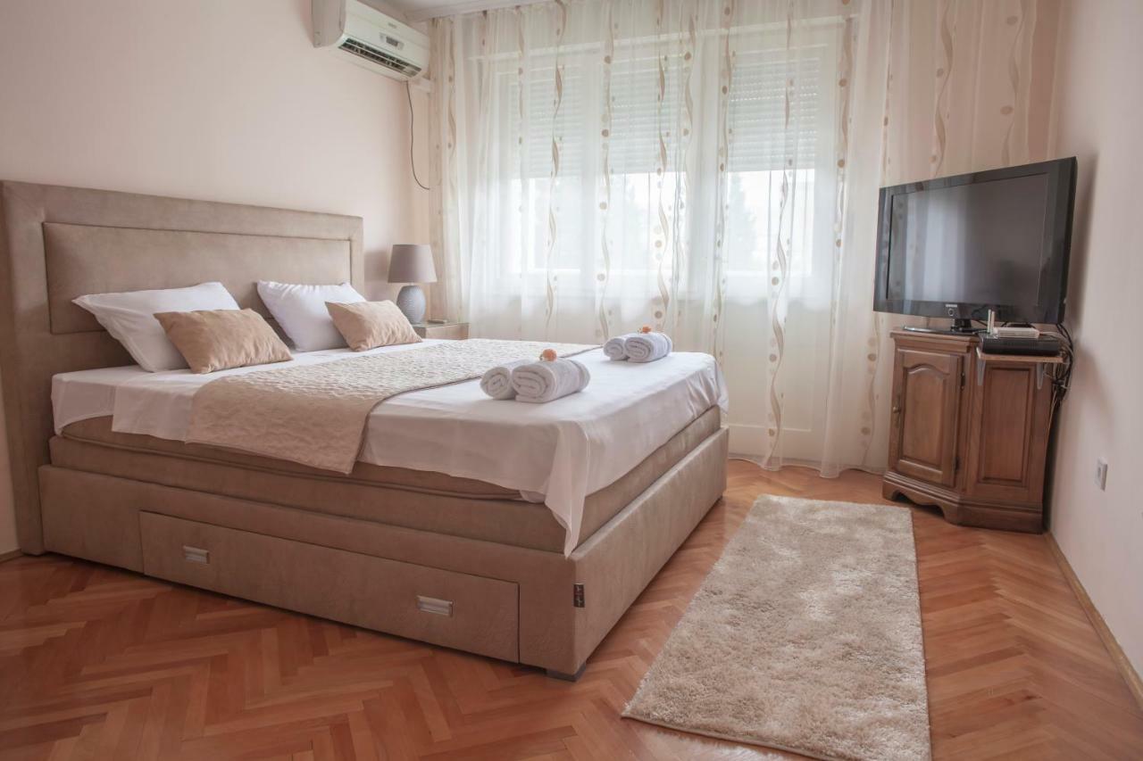 פודגוריצה Apartman Preko Morace 2018 מראה חיצוני תמונה