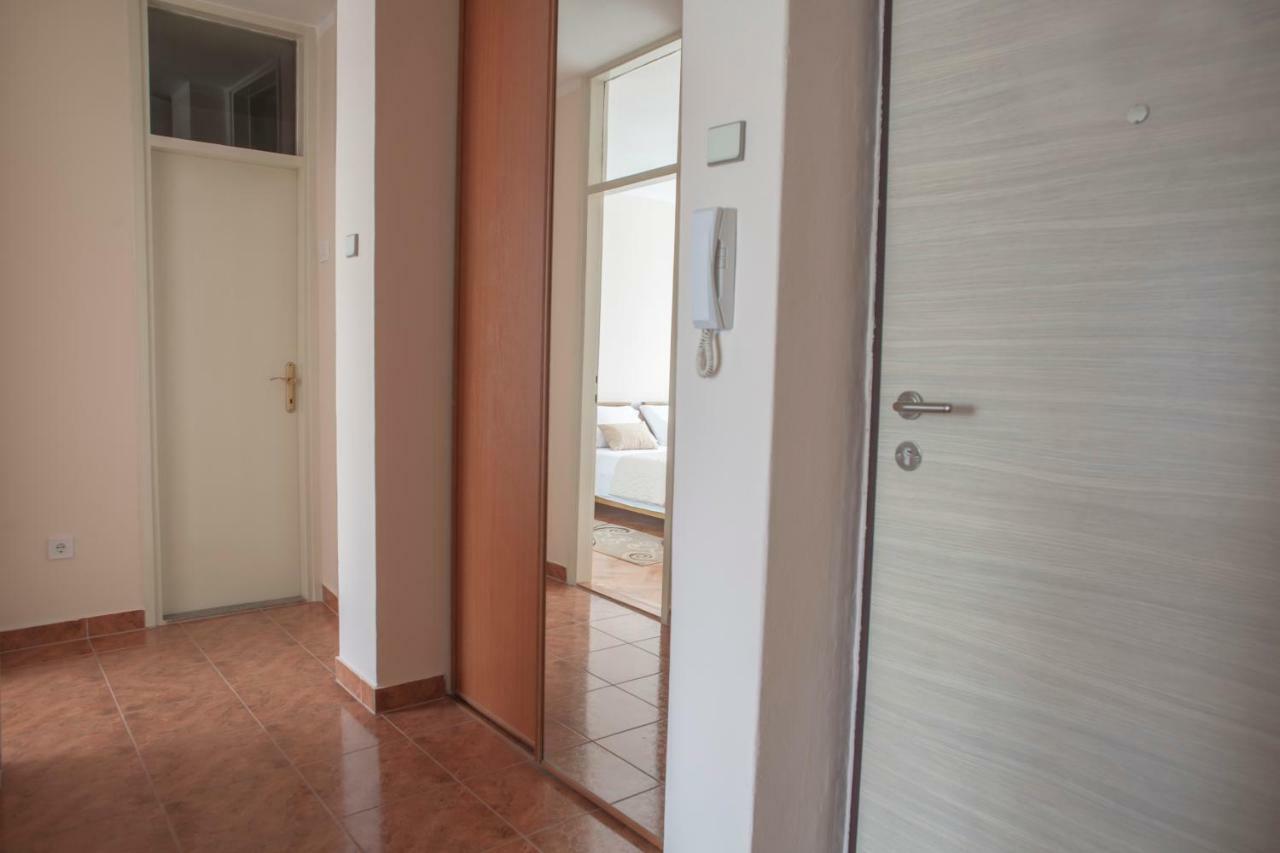 פודגוריצה Apartman Preko Morace 2018 מראה חיצוני תמונה